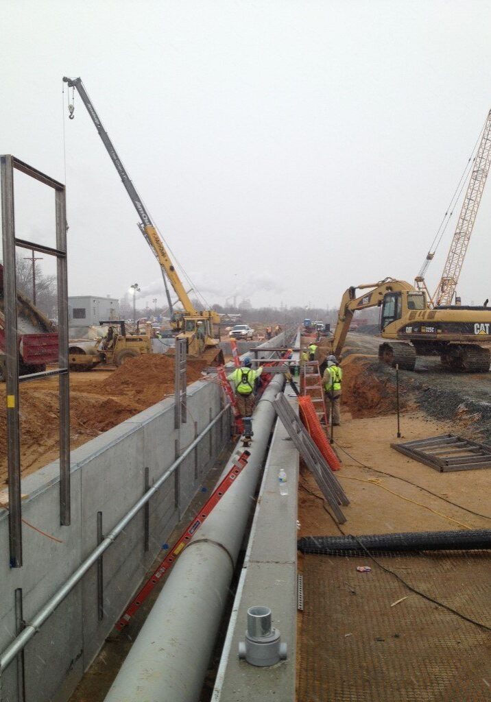 image of pipeline in Delaware of the DE Rail Unloading with Decker Electric staff